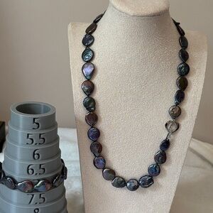 NEW Genuine Freshwater Coin Pearl Necklace and Bracelet Set